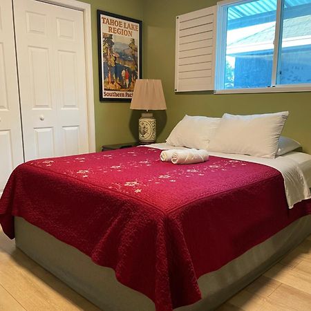 Private La Bedroom W Private Half-Bathroom - Ac - Wifi - Private Fridge -Smart Tv Los Angeles Buitenkant foto