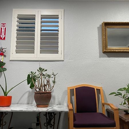 Private La Bedroom W Private Half-Bathroom - Ac - Wifi - Private Fridge -Smart Tv Los Angeles Buitenkant foto