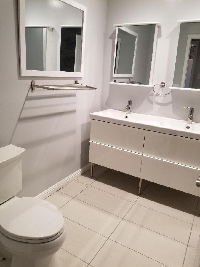 Private La Bedroom W Private Half-Bathroom - Ac - Wifi - Private Fridge -Smart Tv Los Angeles Buitenkant foto