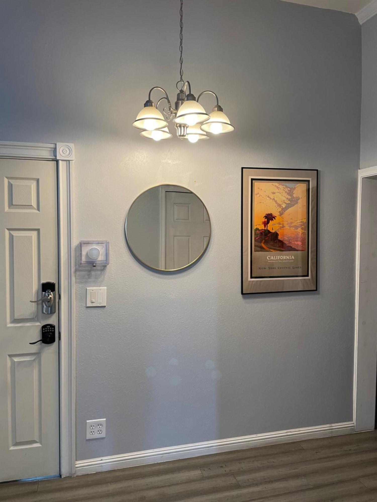 Private La Bedroom W Private Half-Bathroom - Ac - Wifi - Private Fridge -Smart Tv Los Angeles Buitenkant foto